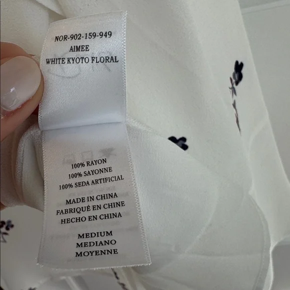 RAIlS NWT White Floral Kyoto Dress. Size MED - Picture 7 of 9